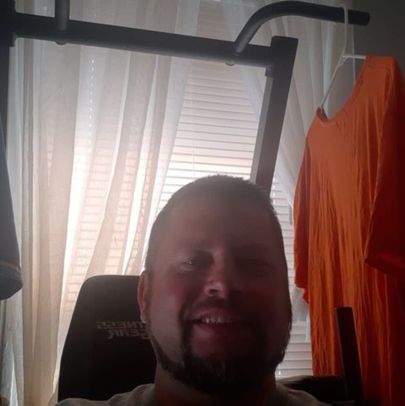 Meet your Posher, Kyle - Picture 1 of 1